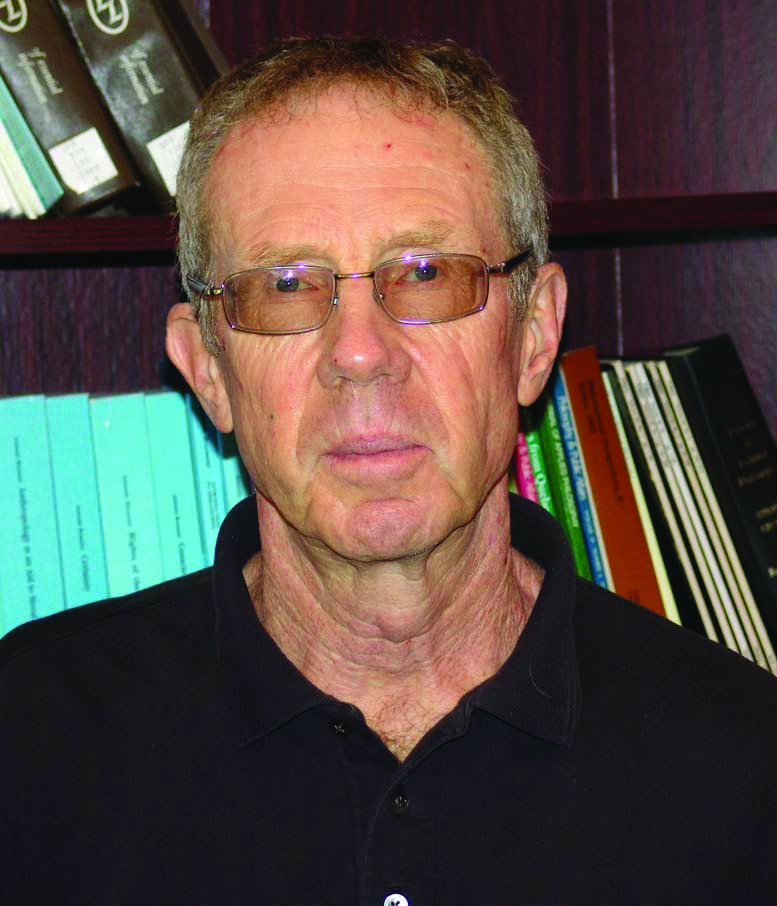 Dr. Robert Girvan